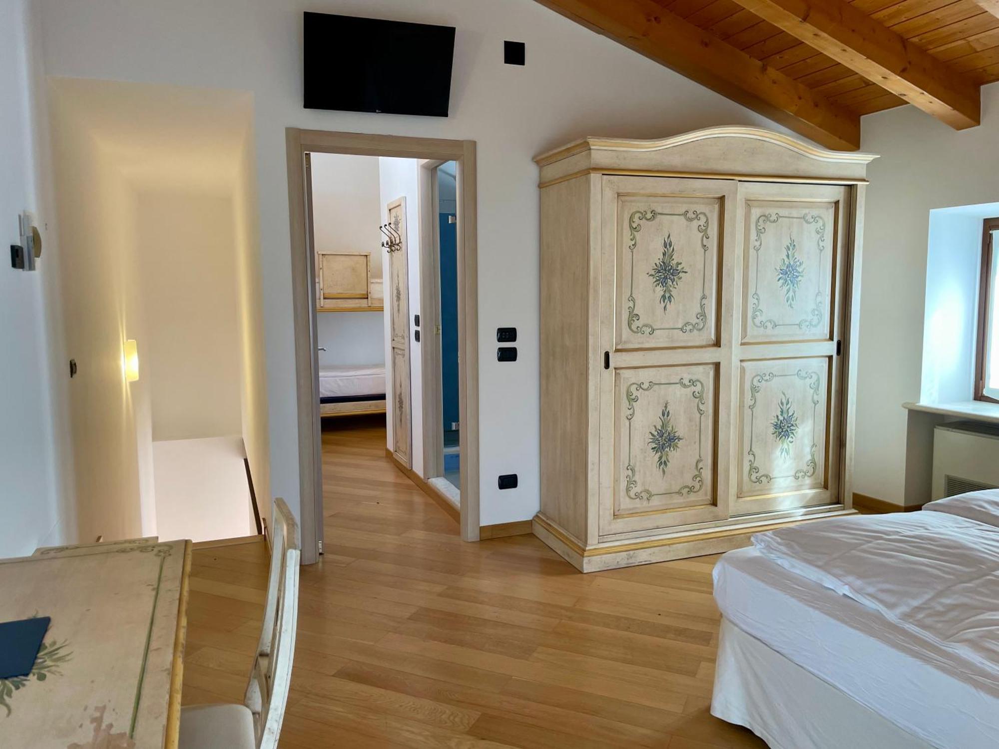Relais Fontana Rosa B&B Wellness Caprino Veronese Exterior foto